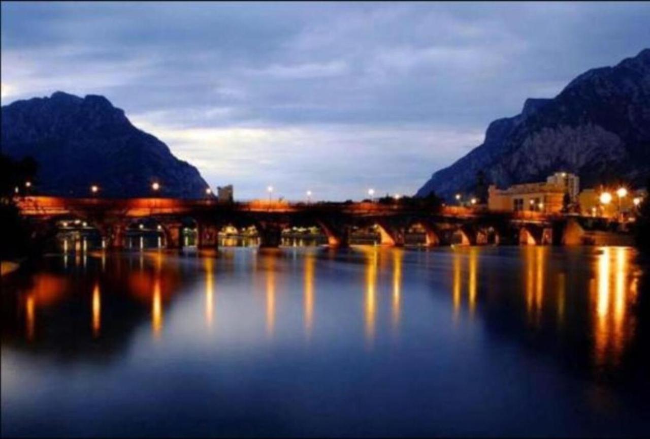 Rocca Dell'Innominato Lecco Bagian luar foto